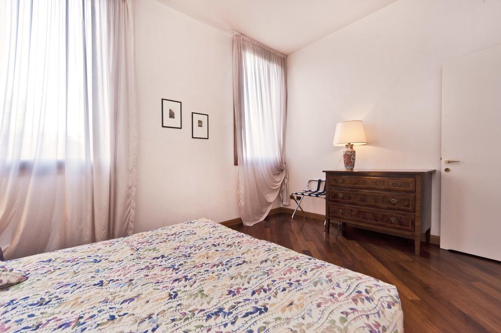 Very Central Apartment In Historical 1600 Palace With Lift A Few Min Walk From San Marco Square Venezia Camera foto