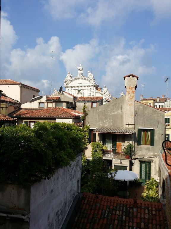 Very Central Apartment In Historical 1600 Palace With Lift A Few Min Walk From San Marco Square Venezia Esterno foto