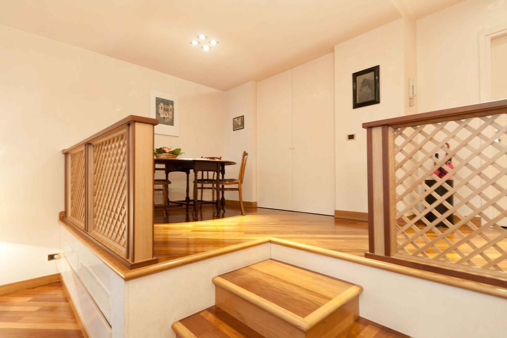 Very Central Apartment In Historical 1600 Palace With Lift A Few Min Walk From San Marco Square Venezia Camera foto