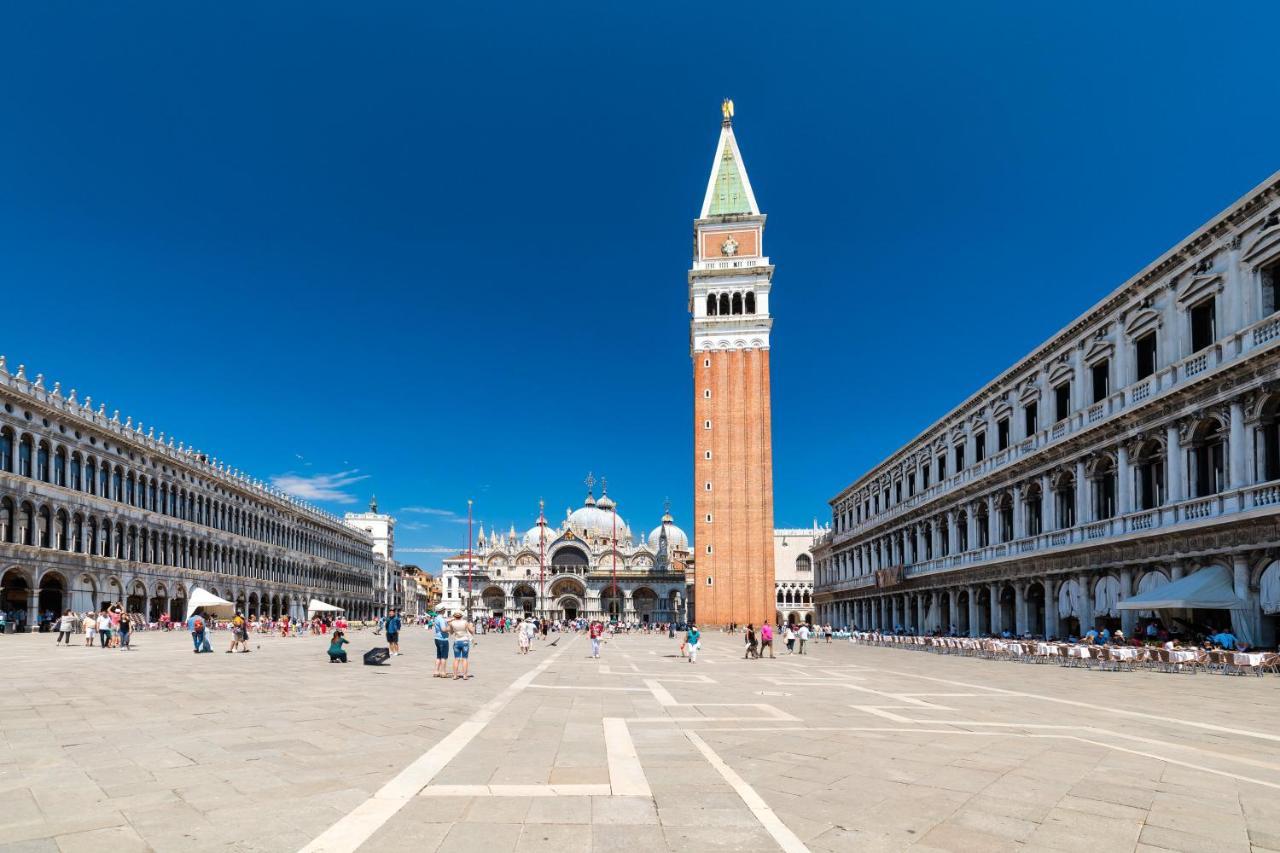 Very Central Apartment In Historical 1600 Palace With Lift A Few Min Walk From San Marco Square Venezia Esterno foto